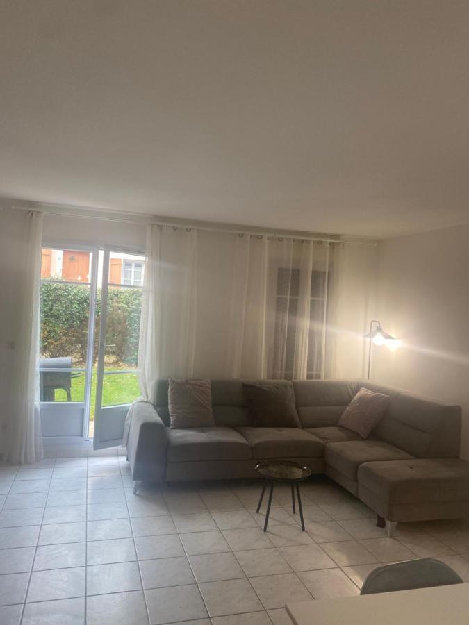 Guest House Next To Disneyland And Paris Bmyguest Magny-le-Hongre Exteriör bild