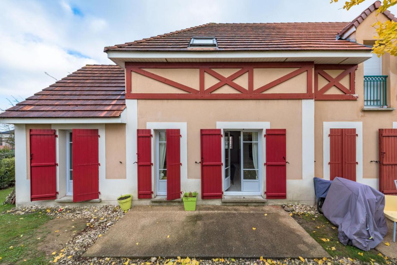 Guest House Next To Disneyland And Paris Bmyguest Magny-le-Hongre Exteriör bild